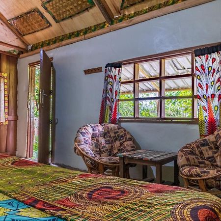 Kalitusi Nature Resort Fort Portal Extérieur photo
