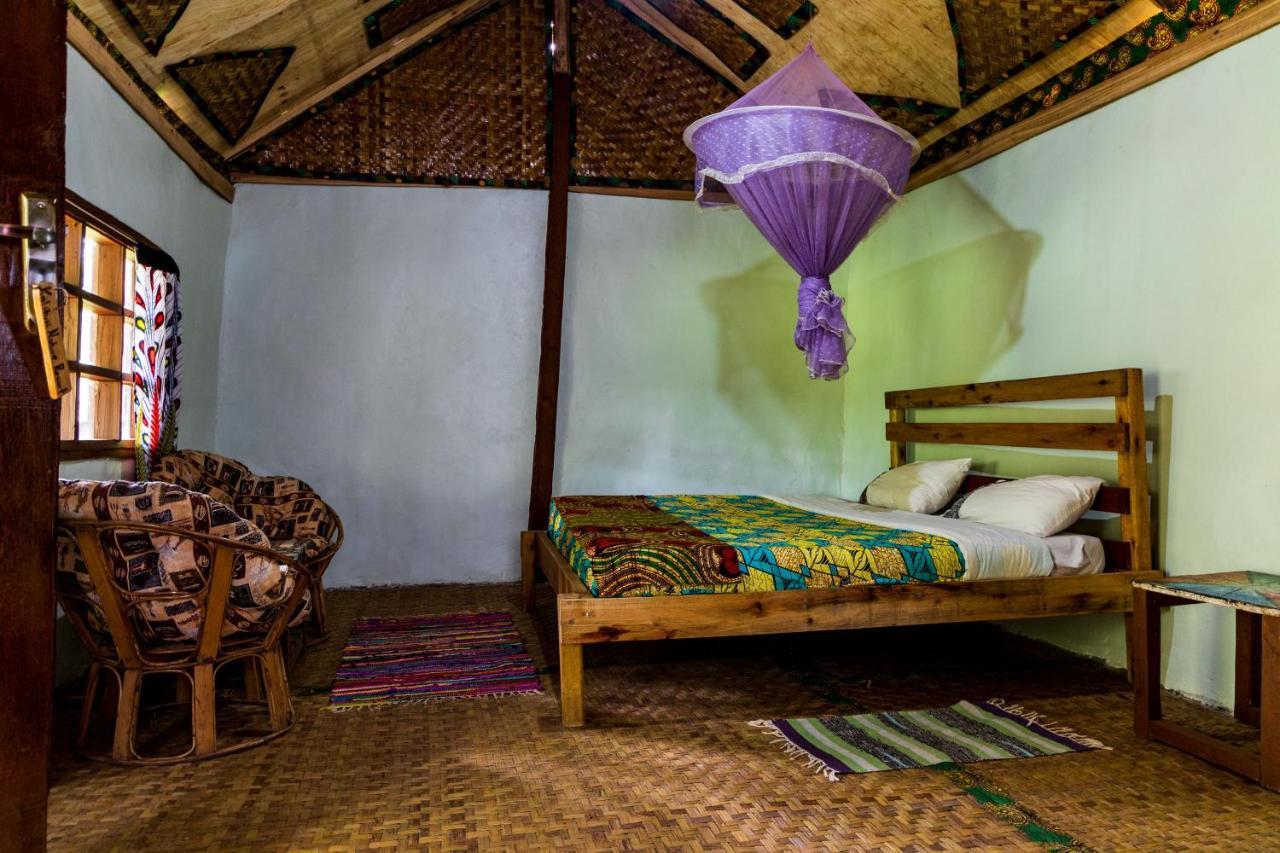 Kalitusi Nature Resort Fort Portal Extérieur photo